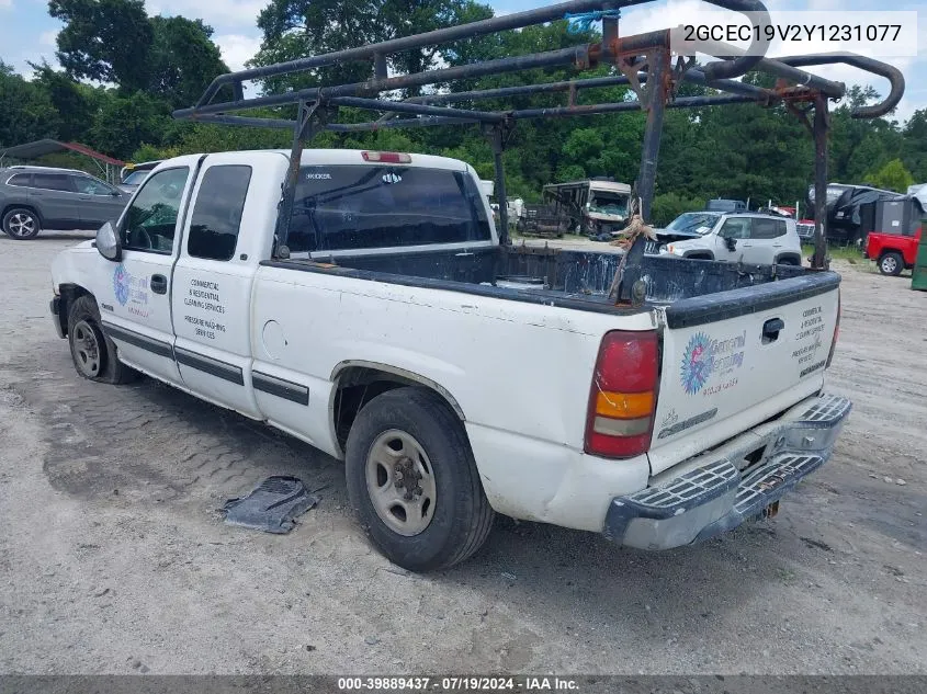 2000 Chevrolet Silverado 1500 Ls VIN: 2GCEC19V2Y1231077 Lot: 39889437