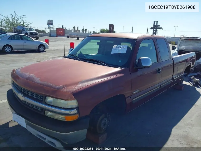 2000 Chevrolet Silverado C1500 VIN: 1GCEC19T8YE261908 Lot: 40302281