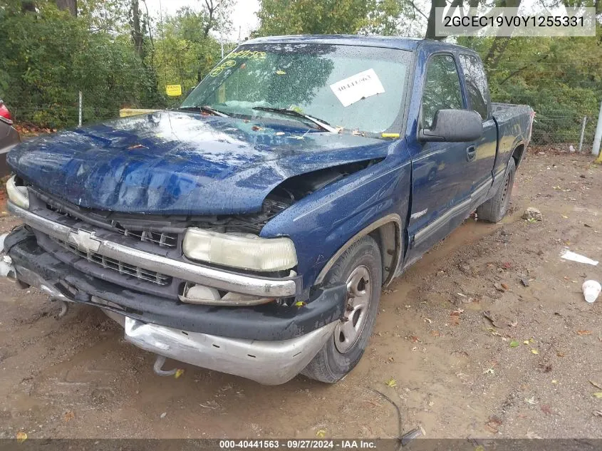 2000 Chevrolet Silverado 1500 VIN: 2GCEC19V0Y1255331 Lot: 40441563