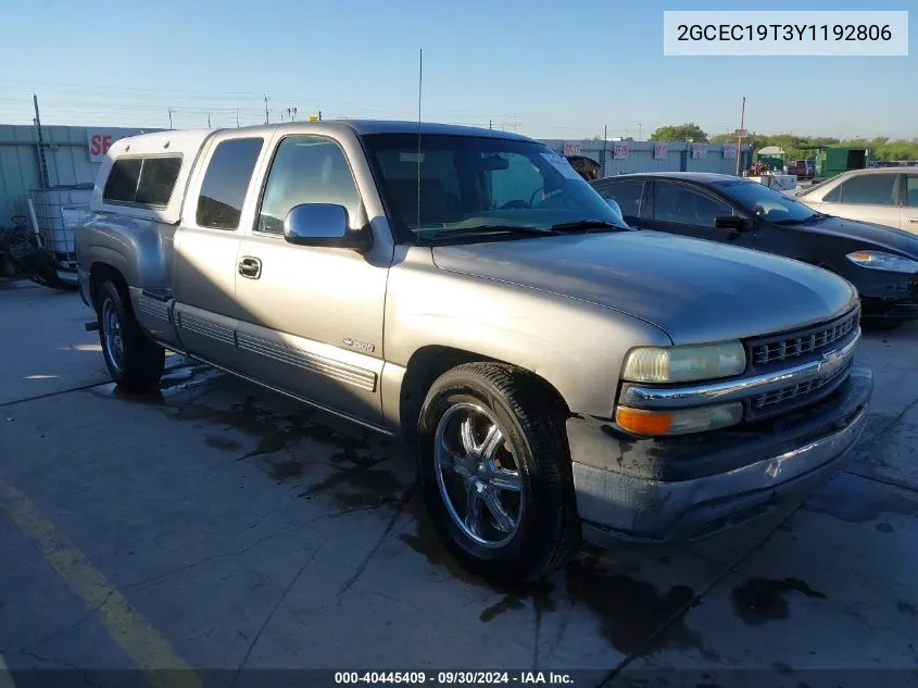 2000 Chevrolet Silverado 1500 Ls VIN: 2GCEC19T3Y1192806 Lot: 40445409