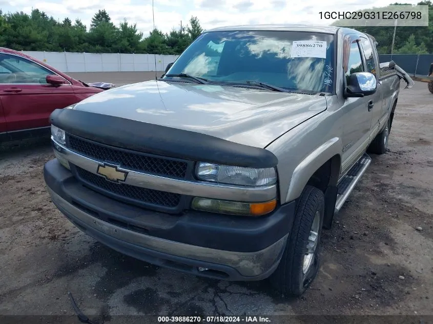 2001 Chevrolet Silverado 2500Hd Ls VIN: 1GCHC29G31E266798 Lot: 39886270