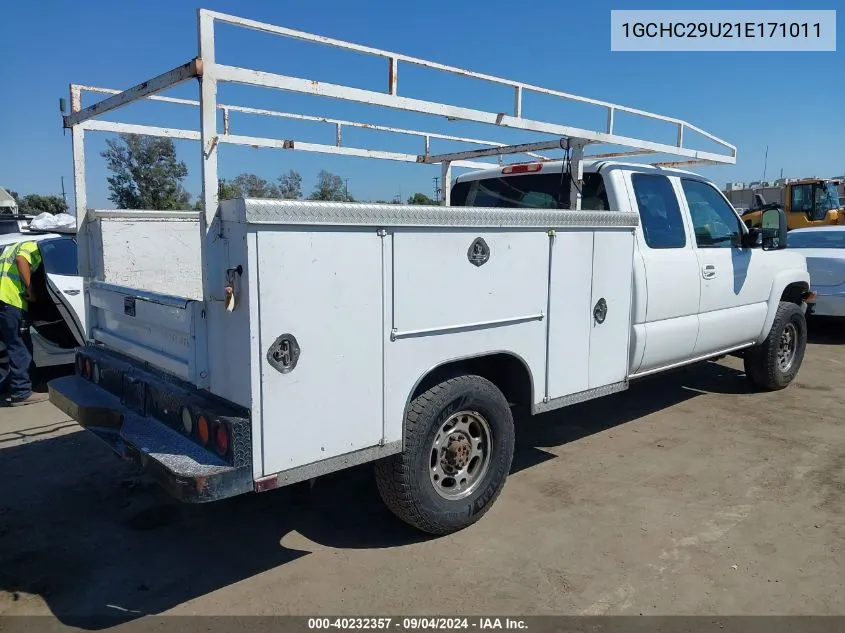 2001 Chevrolet Silverado 2500Hd VIN: 1GCHC29U21E171011 Lot: 40232357