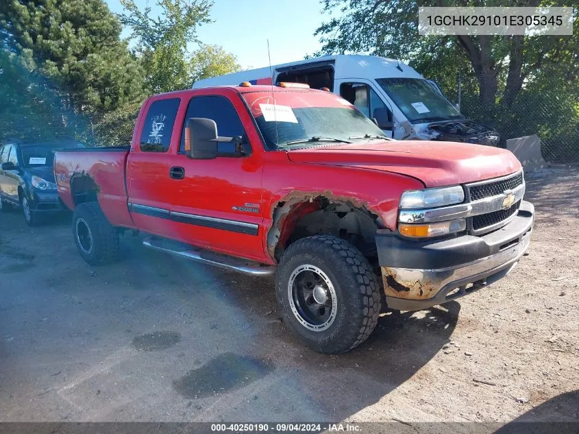 2001 Chevrolet Silverado K2500 Heavy Duty VIN: 1GCHK29101E305345 Lot: 40250190