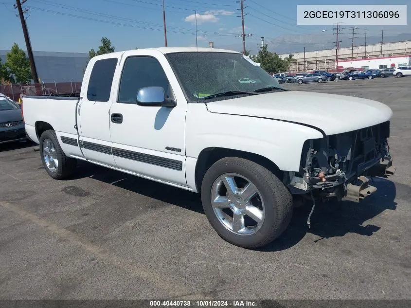 2001 Chevrolet Silverado 1500 Ls VIN: 2GCEC19T311306096 Lot: 40440738