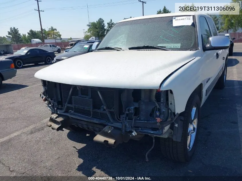 2001 Chevrolet Silverado 1500 Ls VIN: 2GCEC19T311306096 Lot: 40440738