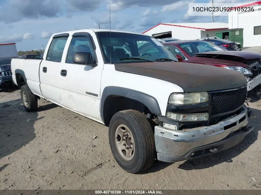 2002 Chevrolet Silverado 2500Hd VIN: 1GCHC23U92F105236 Lot: 40710398