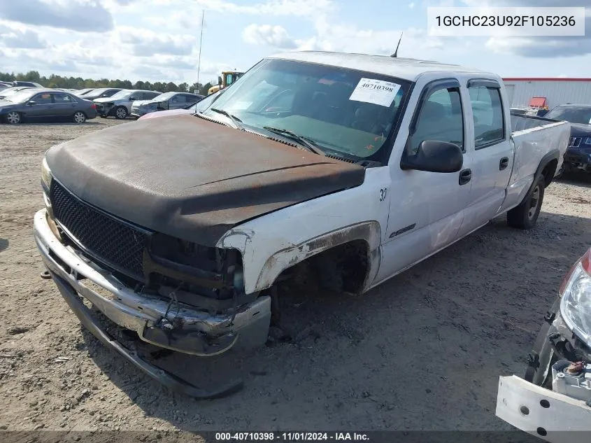 2002 Chevrolet Silverado 2500Hd VIN: 1GCHC23U92F105236 Lot: 40710398