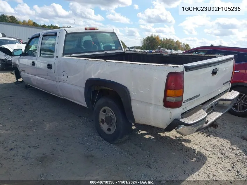 2002 Chevrolet Silverado 2500Hd VIN: 1GCHC23U92F105236 Lot: 40710398