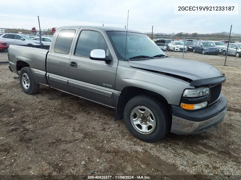 2002 Chevrolet Silverado 1500 Ls VIN: 2GCEC19V921233187 Lot: 40820377