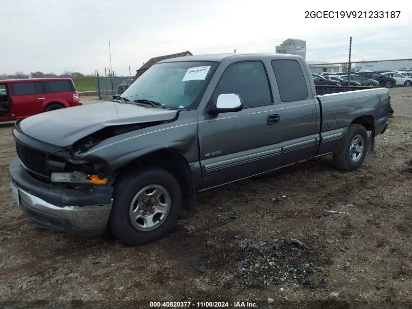 2002 Chevrolet Silverado 1500 Ls VIN: 2GCEC19V921233187 Lot: 40820377