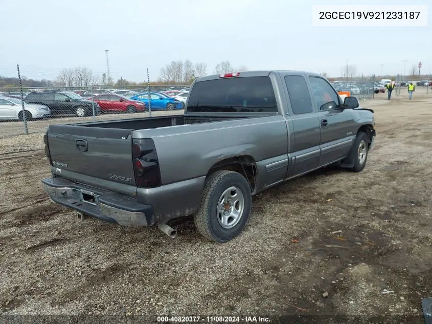 2002 Chevrolet Silverado 1500 Ls VIN: 2GCEC19V921233187 Lot: 40820377