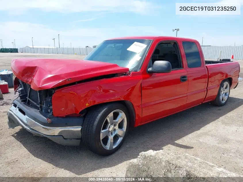 2003 Chevrolet Silverado 1500 Ls VIN: 2GCEC19T031235250 Lot: 39435040