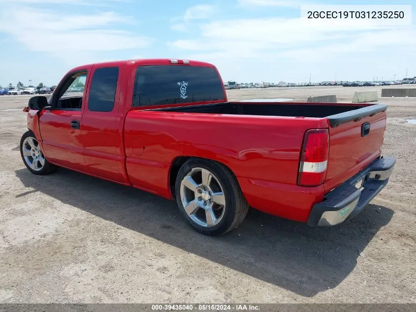 2003 Chevrolet Silverado 1500 Ls VIN: 2GCEC19T031235250 Lot: 39435040