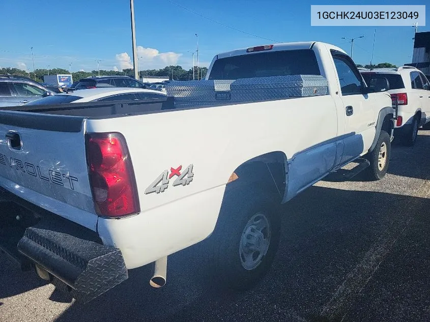 2003 Chevrolet Silverado 2500Hd Work Truck VIN: 1GCHK24U03E123049 Lot: 40555258