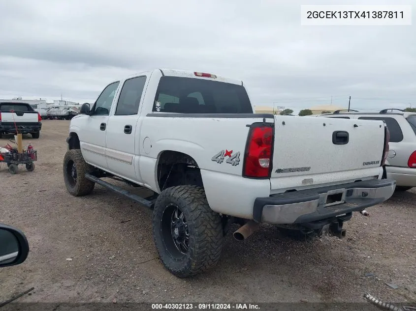 2004 Chevrolet Silverado 1500 Ls VIN: 2GCEK13TX41387811 Lot: 40302123