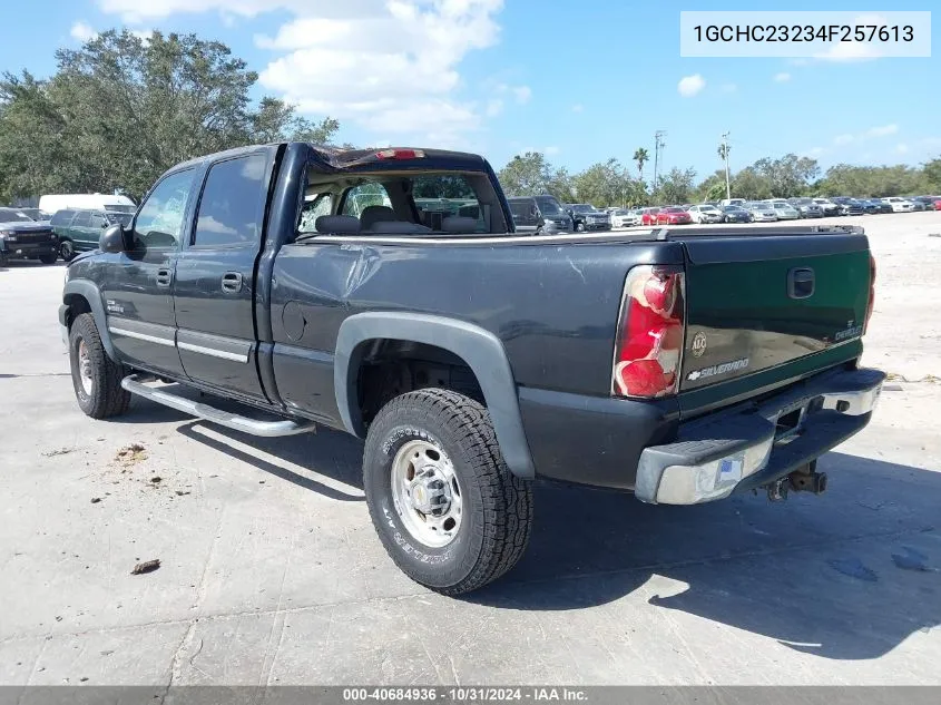 2004 Chevrolet Silverado 2500Hd Lt VIN: 1GCHC23234F257613 Lot: 40684936