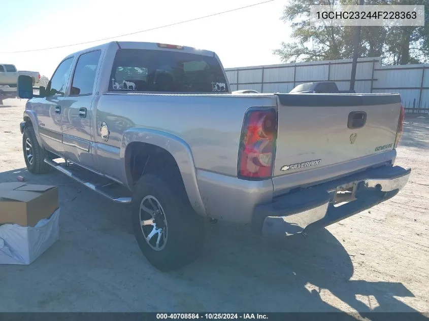 2004 Chevrolet Silverado 2500Hd Ls VIN: 1GCHC23244F228363 Lot: 40708584