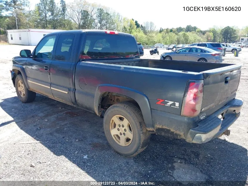 2005 Chevrolet Silverado 1500 Z71 VIN: 1GCEK19BX5E160620 Lot: 39123723