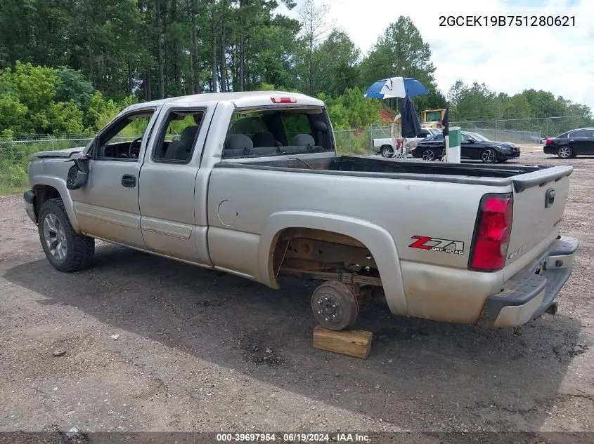 2005 Chevrolet Silverado 1500 Z71 VIN: 2GCEK19B751280621 Lot: 39697954