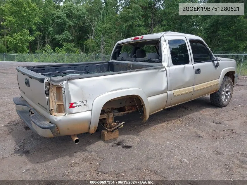 2005 Chevrolet Silverado 1500 Z71 VIN: 2GCEK19B751280621 Lot: 39697954