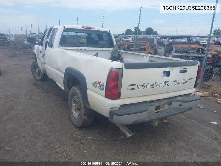 2005 Chevrolet Silverado 2500Hd Work Truck VIN: 1GCHK29U35E208365 Lot: 40105594