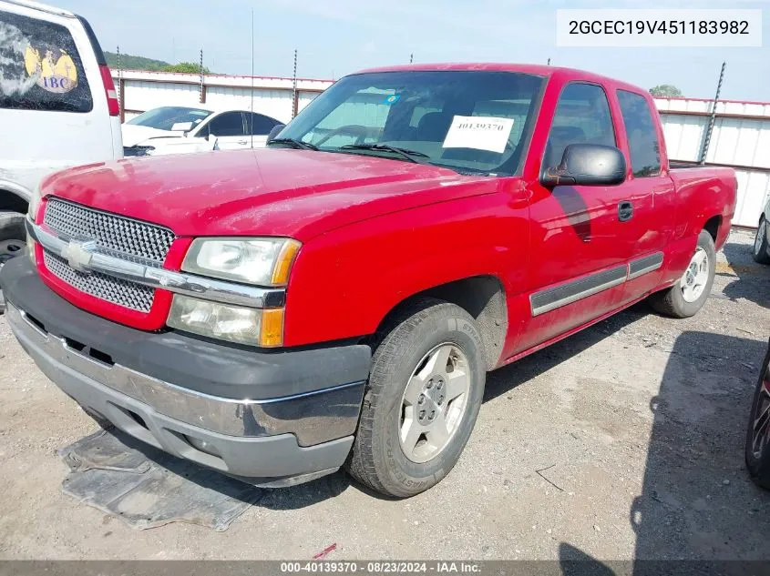 2005 Chevrolet Silverado 1500 Ls VIN: 2GCEC19V451183982 Lot: 40139370