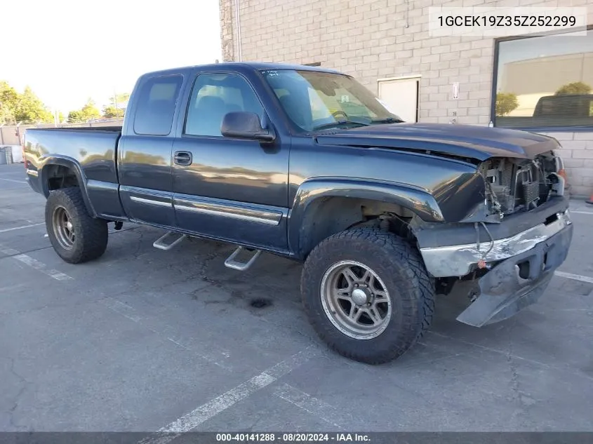 2005 Chevrolet Silverado 1500 Z71 VIN: 1GCEK19Z35Z252299 Lot: 40141288