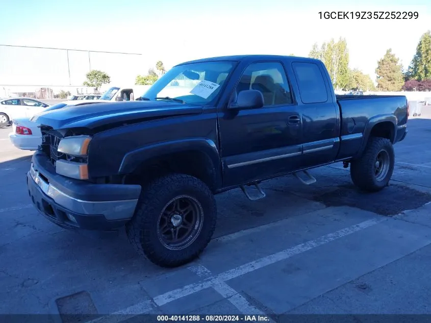 2005 Chevrolet Silverado 1500 Z71 VIN: 1GCEK19Z35Z252299 Lot: 40141288