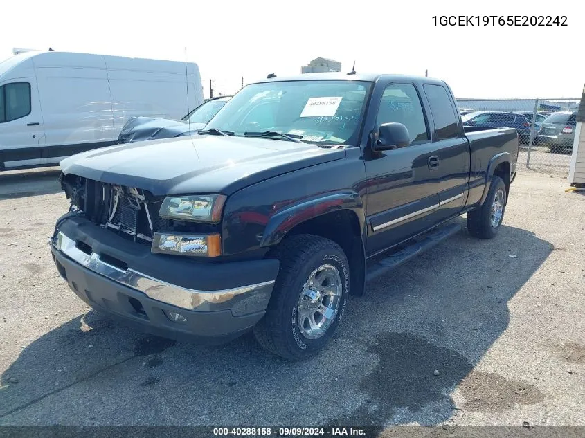 2005 Chevrolet Silverado 1500 Ls VIN: 1GCEK19T65E202242 Lot: 40288158