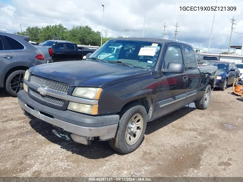 2005 Chevrolet Silverado 1500 C1500 VIN: 1GCEC19X05Z121309 Lot: 40297131