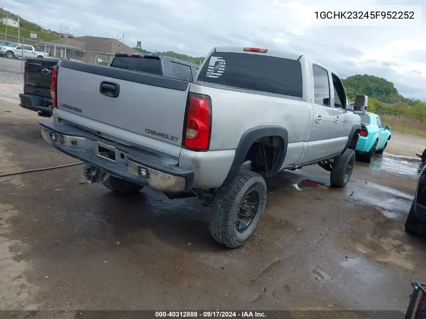 2005 Chevrolet Silverado 2500Hd Lt VIN: 1GCHK23245F952252 Lot: 40312888