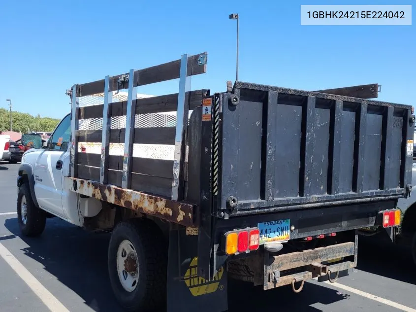 2005 Chevrolet Silverado K2500 Heavy Duty VIN: 1GBHK24215E224042 Lot: 40348490