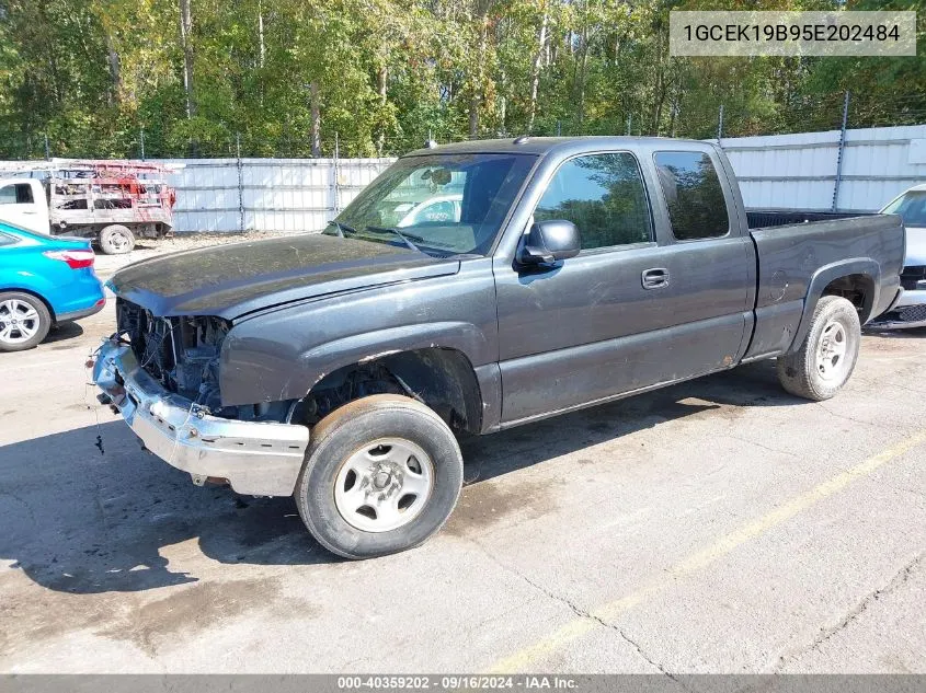 1GCEK19B95E202484 2005 Chevrolet Silverado 1500 Lt