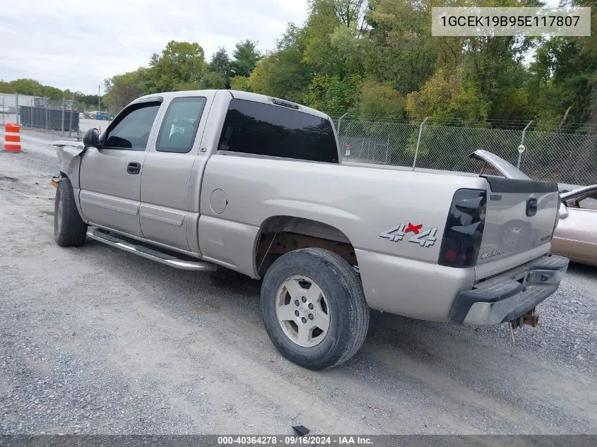 2005 Chevrolet Silverado 1500 Ls VIN: 1GCEK19B95E117807 Lot: 40364278