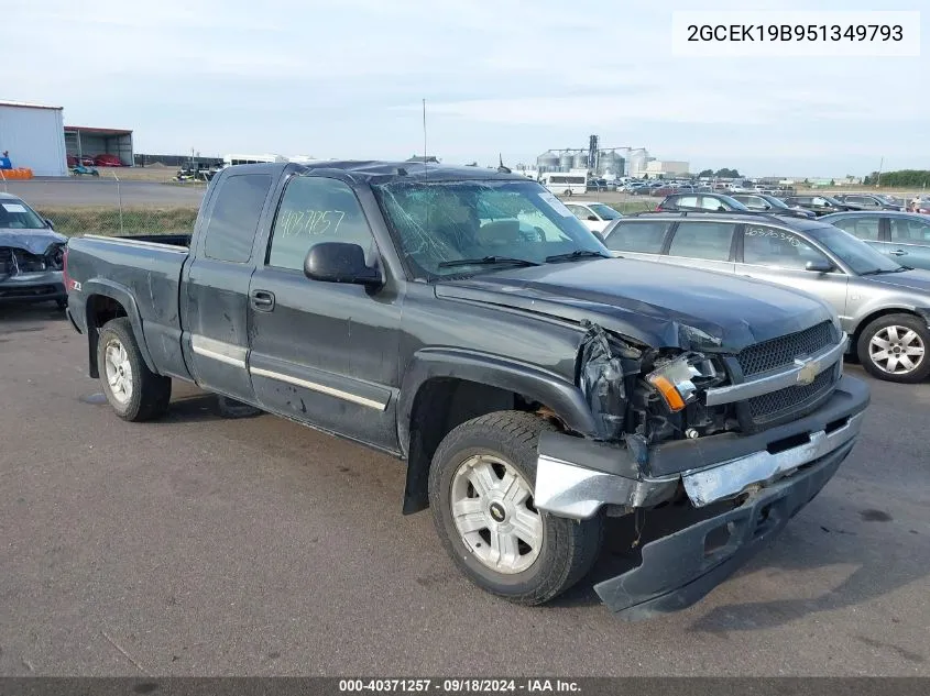 2005 Chevrolet Silverado 1500 Z71 VIN: 2GCEK19B951349793 Lot: 40371257