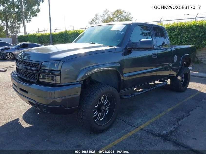 2005 Chevrolet Silverado 2500Hd Ls VIN: 1GCHK29UX5E317017 Lot: 40683928