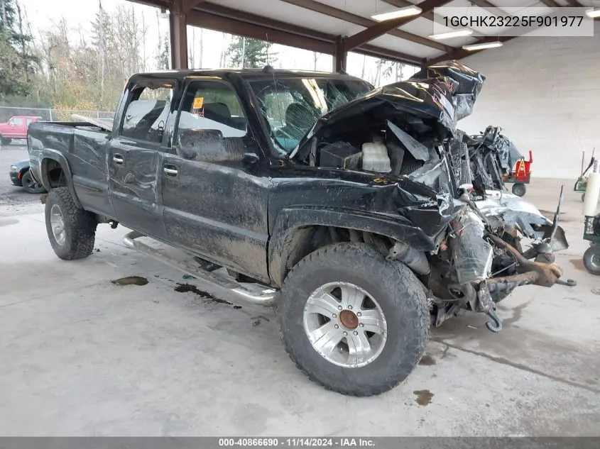 2005 Chevrolet Silverado 2500Hd Lt VIN: 1GCHK23225F901977 Lot: 40866690