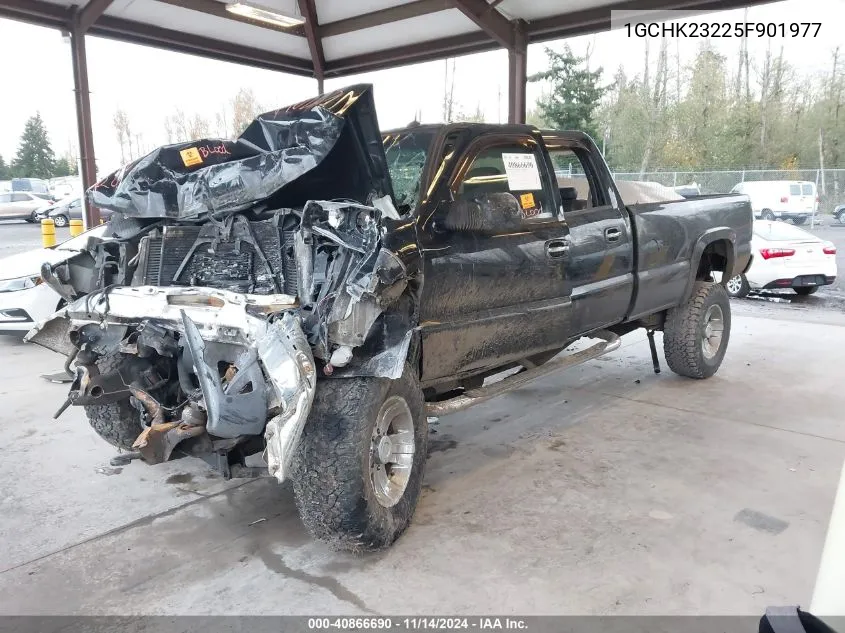 2005 Chevrolet Silverado 2500Hd Lt VIN: 1GCHK23225F901977 Lot: 40866690