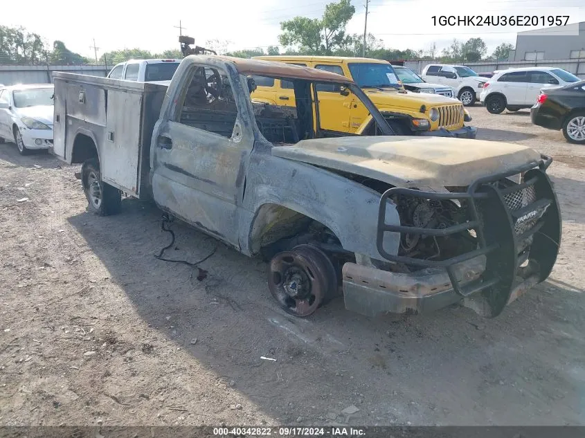 2006 Chevrolet Silverado 2500Hd Work Truck VIN: 1GCHK24U36E201957 Lot: 40342822