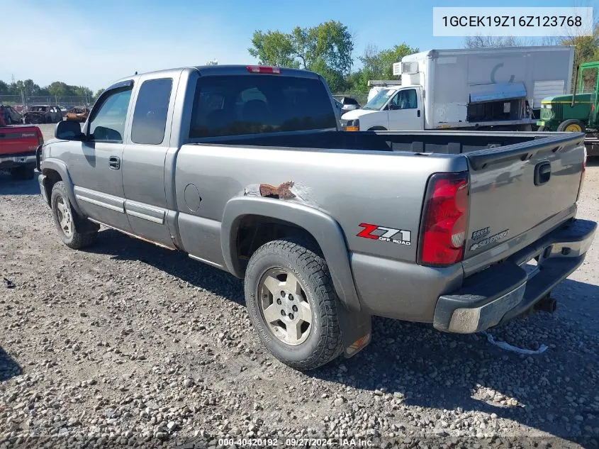 2006 Chevrolet Silverado 1500 Lt1 VIN: 1GCEK19Z16Z123768 Lot: 40420192