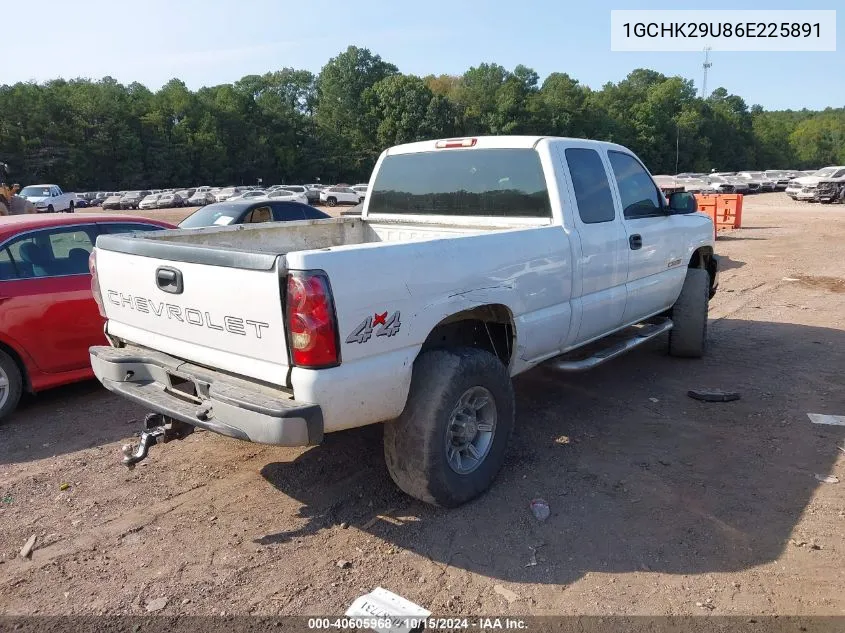 2006 Chevrolet Silverado 2500Hd Work Truck VIN: 1GCHK29U86E225891 Lot: 40605968