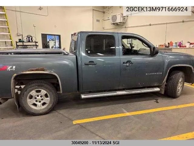 2007 Chevrolet Silverado K1500 Crew Cab VIN: 2GCEK13M971666924 Lot: 30049200