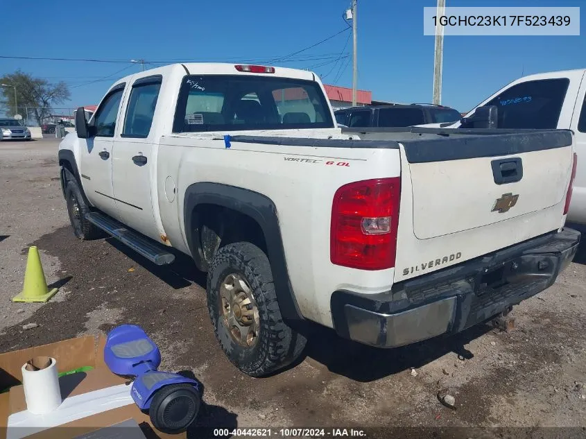 2007 Chevrolet Silverado 2500Hd Work Truck VIN: 1GCHC23K17F523439 Lot: 40442621