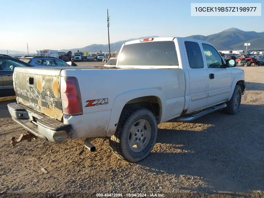 2007 Chevrolet Silverado 1500 Classic Lt1 VIN: 1GCEK19B57Z198977 Lot: 40472095