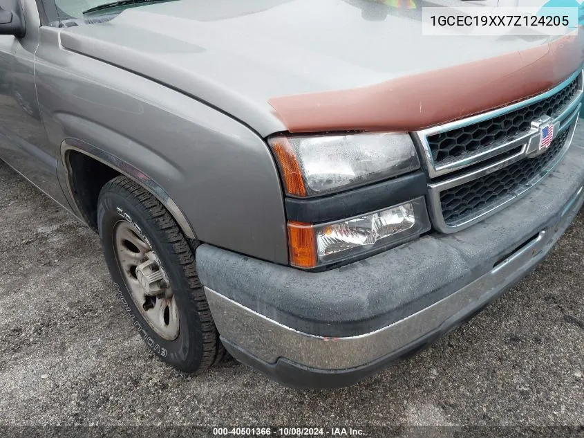 2007 Chevrolet Silverado C1500 Classic VIN: 1GCEC19XX7Z124205 Lot: 40501366