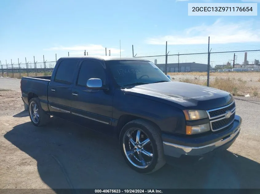 2007 Chevrolet Silverado 1500 Classic Lt1 VIN: 2GCEC13Z971176654 Lot: 40675623