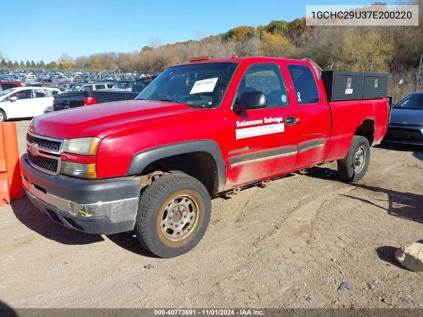 2007 Chevrolet Silverado 2500Hd Classic Lt1 VIN: 1GCHC29U37E200220 Lot: 40773691