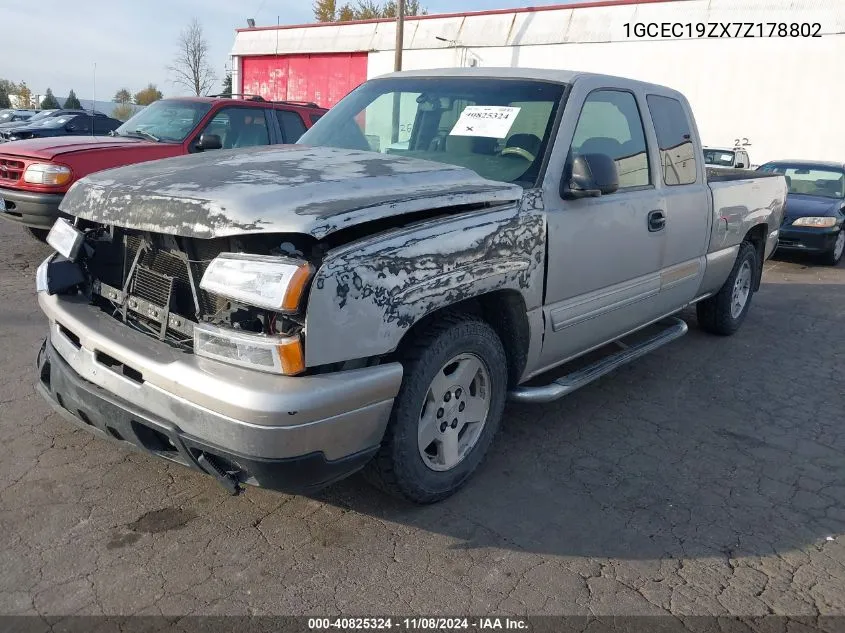 2007 Chevrolet Silverado 1500 Classic Lt1 VIN: 1GCEC19ZX7Z178802 Lot: 40825324