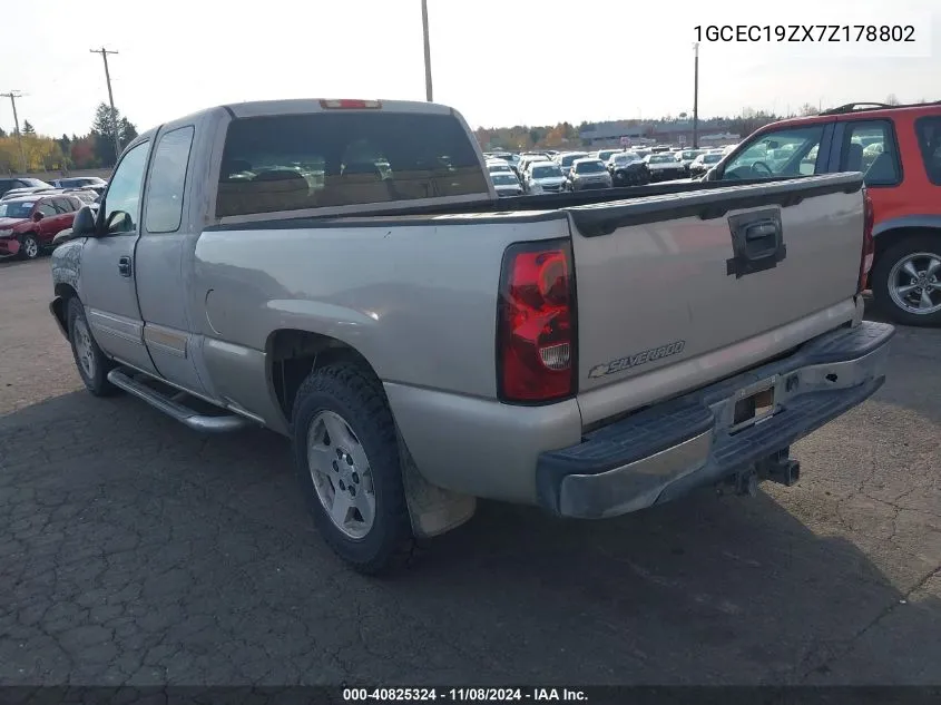 2007 Chevrolet Silverado 1500 Classic Lt1 VIN: 1GCEC19ZX7Z178802 Lot: 40825324