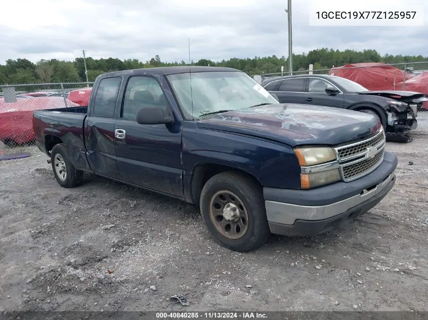 2007 Chevrolet Silverado 1500 Classic Work Truck VIN: 1GCEC19X77Z125957 Lot: 40840285